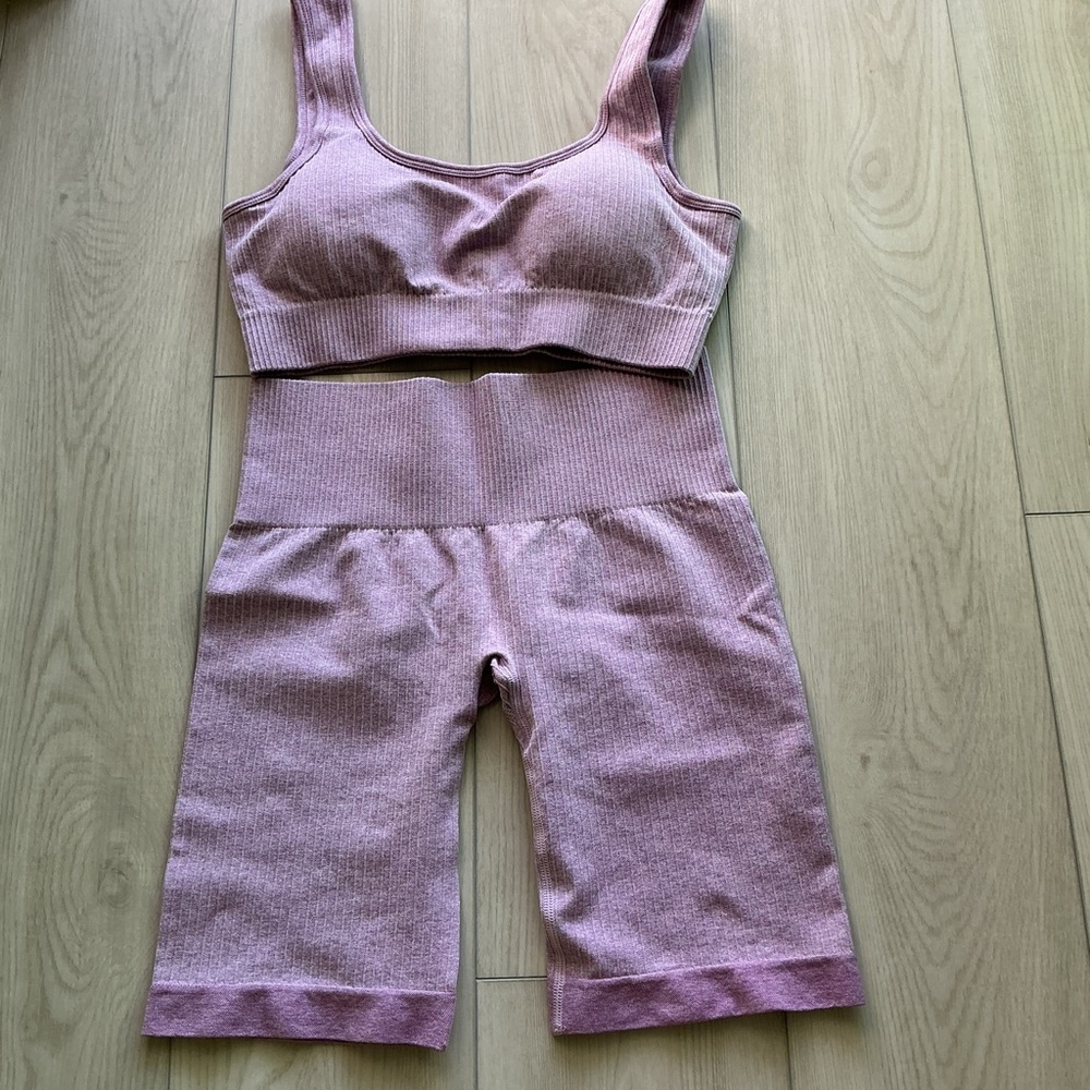 Women's Pink Leggings Set